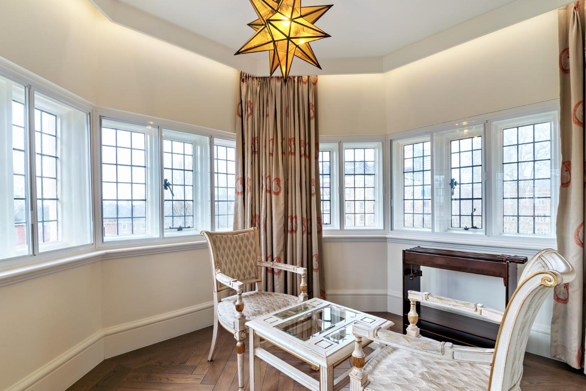 The Lalit London Hotel Exterior foto The Star Room